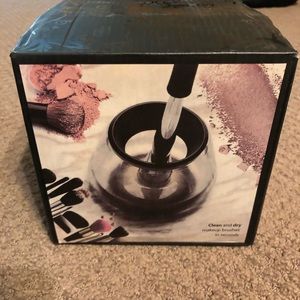 Makeup brush spin cleaner NEW